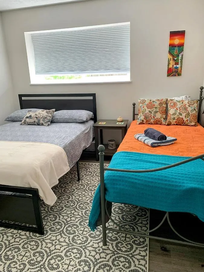 Cedar View Suite Victoria Guest house